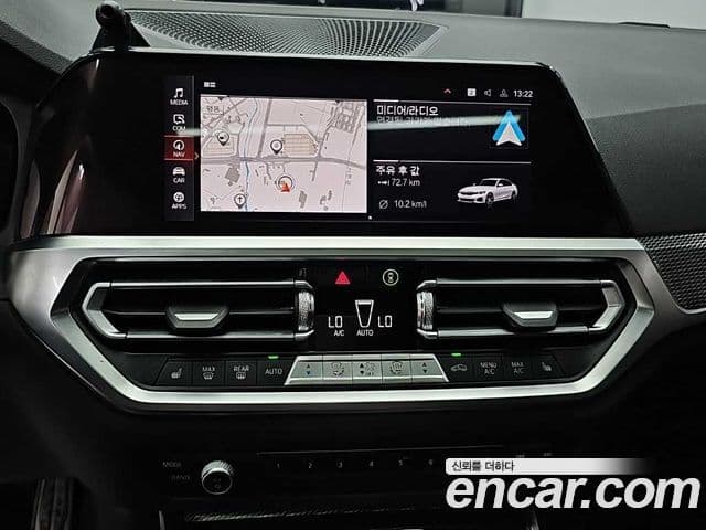 BMW 3 Series 2021 — ფოტო 10/20