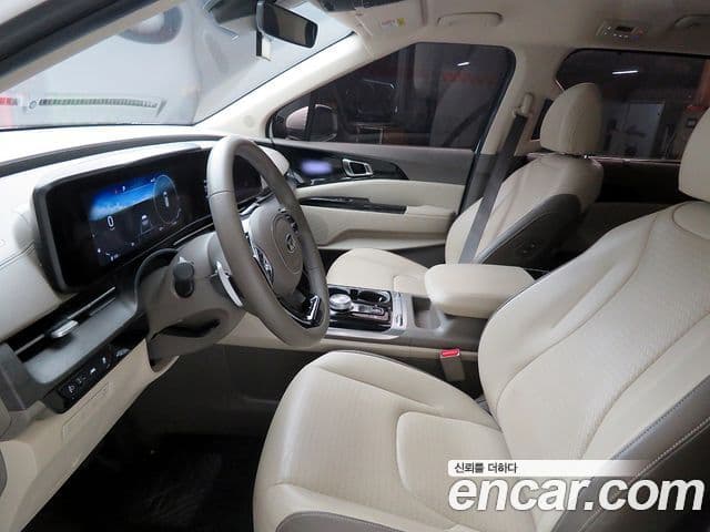 Kia Carnival 2020 — фото 4 из 20