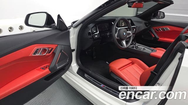 BMW Z4 2024 — Photo 29/32