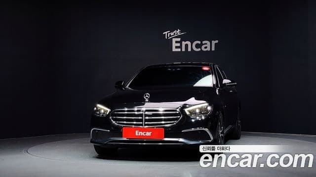 Mercedes-Benz E-Class 2021 — ფოტო 2/20