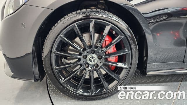 Mercedes-Benz E-Class 2021 — ფოტო 5/20