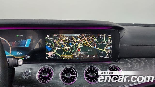 Mercedes-Benz E-Class 2021 — ფოტო 12/20