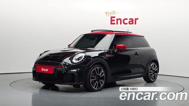 Mini Cooper S 2022 — ფოტო 1/20