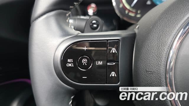Mini Cooper S 2022 — ფოტო 18/20