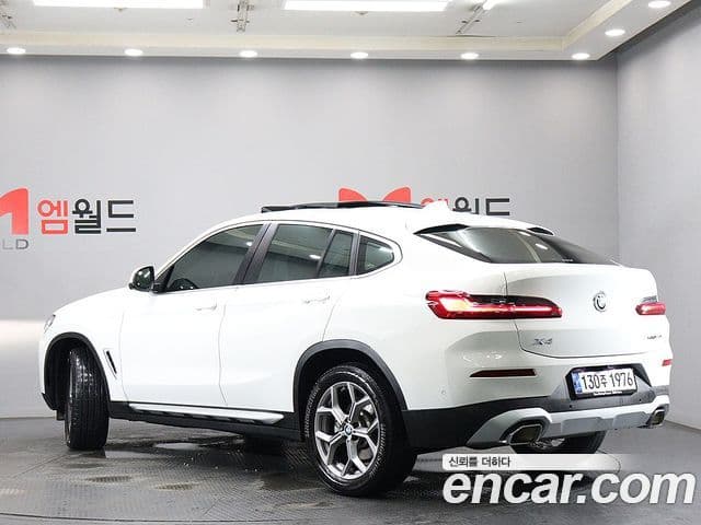 BMW X4 2023 — Фото 2/20