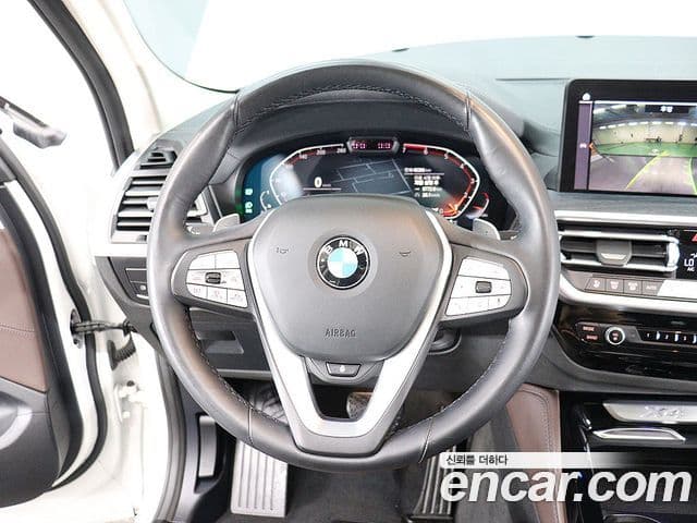 BMW X4 2023 — Фото 14/20