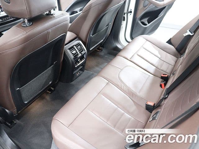 BMW X4 2023 — Фото 15/20