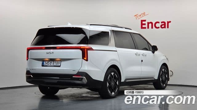 Kia Carnival 2024 — ფოტო 2/20