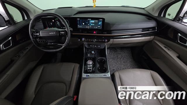 Kia Carnival 2024 — ფოტო 7/20