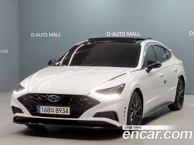 Hyundai Sonata 2022 — ფოტო 9/20