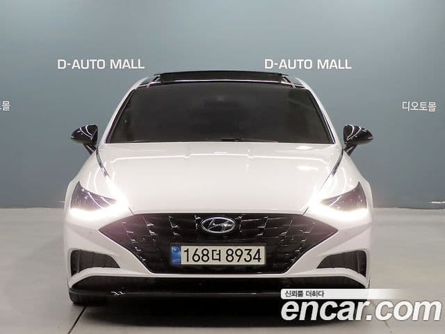 Hyundai Sonata 2022 — ფოტო 1/20