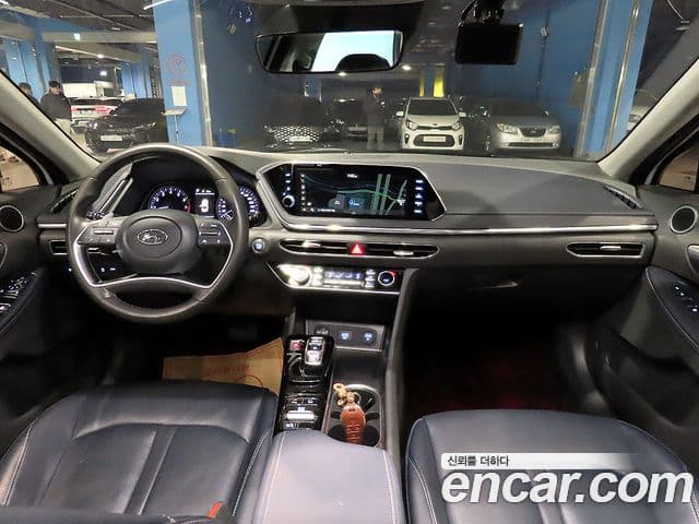 Hyundai Sonata 2022 — ფოტო 4/20