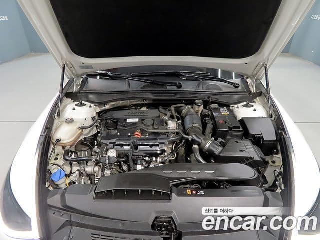 Hyundai Sonata 2022 — ფოტო 19/20