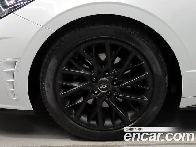 Hyundai Sonata 2022 — ფოტო 20/20