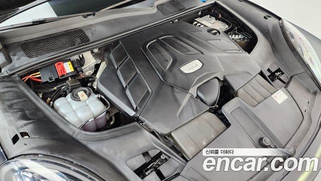 Porsche Cayenne 2019 — Şəkil 6/20