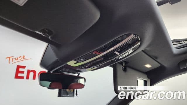 Porsche Cayenne 2019 — Şəkil 17/20