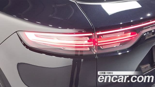 Porsche Cayenne 2019 — Photo 13/34
