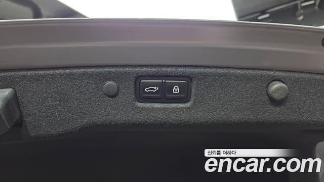 Kia K5 2024 — ფოტო 18/20
