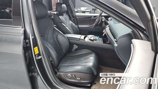 Genesis Electrified G80 2020 — Şəkil 12/20