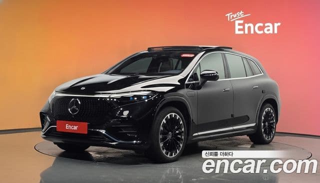 Mercedes-Benz EQS SUV 2023 — Photo 29/36