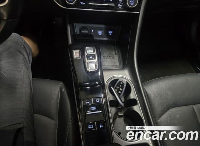 Hyundai Sonata 2021 — ფოტო 10/17