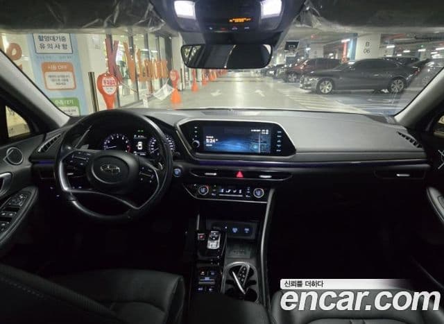 Hyundai Sonata 2021 — ფოტო 11/17