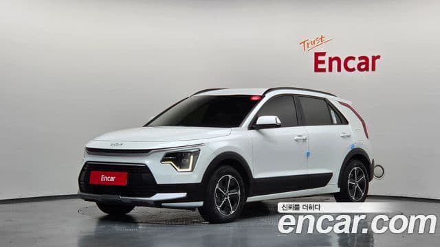 Kia Niro 2025 — Фото 10/20