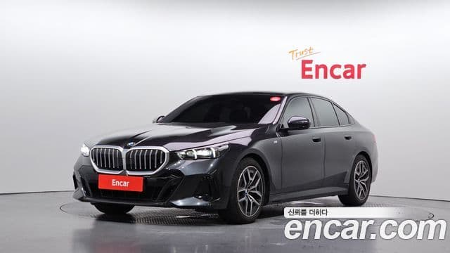 BMW 5 Series 2024 — Şəkil 1/20