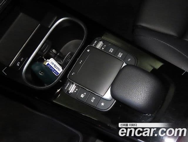 Mercedes-Benz A-Class 2022 — Şəkil 13/19