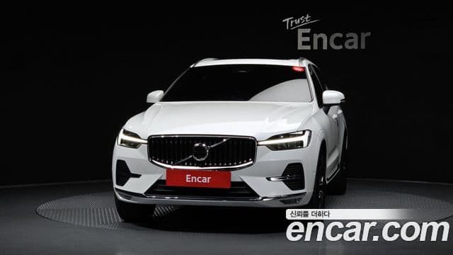Volvo XC60 2025 — Фото 3/20