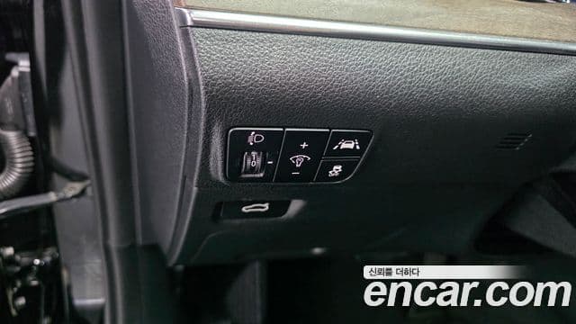 Kia K5 2021 — Şəkil 24/31
