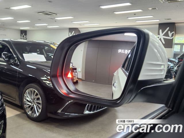 Mercedes-Benz GLE-Class 2023 — Фото 9/20