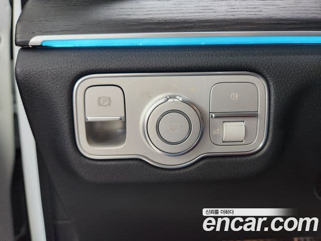 Mercedes-Benz GLE-Class 2023 — Фото 11/20