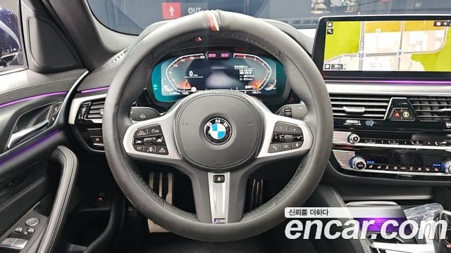 BMW 5 Series 2023 — Şəkil 13/20