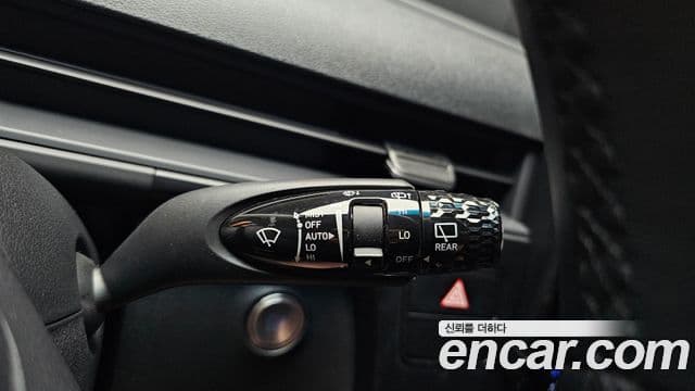 Hyundai Staria 2025 — Şəkil 17/20