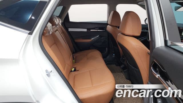 Kia Seltos 2025 — ფოტო 10/20