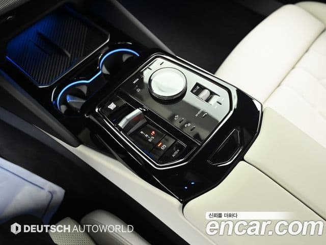 BMW 5 Series 2025 — Фото 16/20