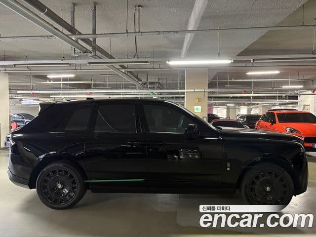 Rolls-Royce Cullinan 2019 — ფოტო 3/19
