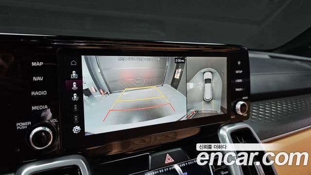 Kia Sorento 2022 — Şəkil 15/20