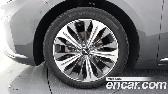 Kia K8 2022 — Şəkil 4/19