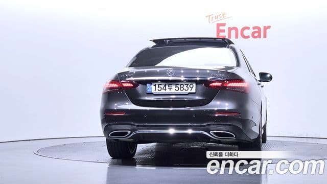 Mercedes-Benz E-Class 2022 — Şəkil 4/20