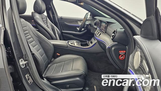 Mercedes-Benz E-Class 2022 — Şəkil 11/20