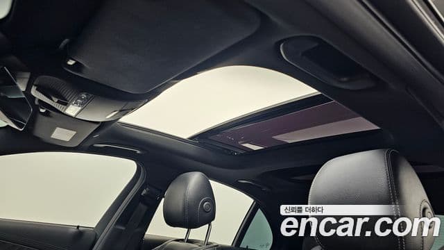 Mercedes-Benz E-Class 2022 — Şəkil 19/20