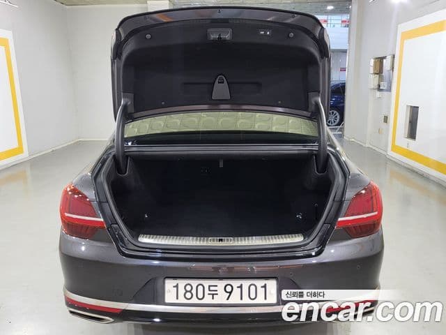Kia The K9 2022 — ფოტო 19/20