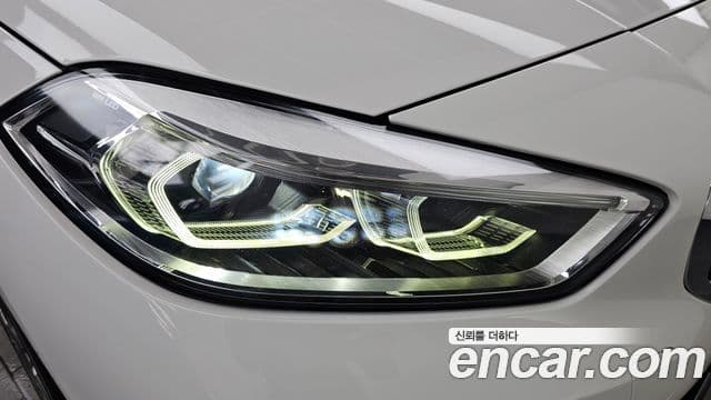 BMW 1 Series 2021 — ფოტო 18/30