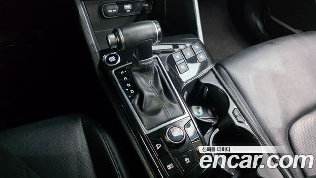 Kia Sportage 2022 — ფოტო 7/20