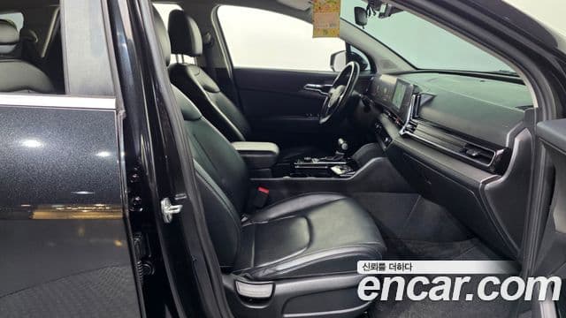 Kia Sportage 2022 — ფოტო 11/20