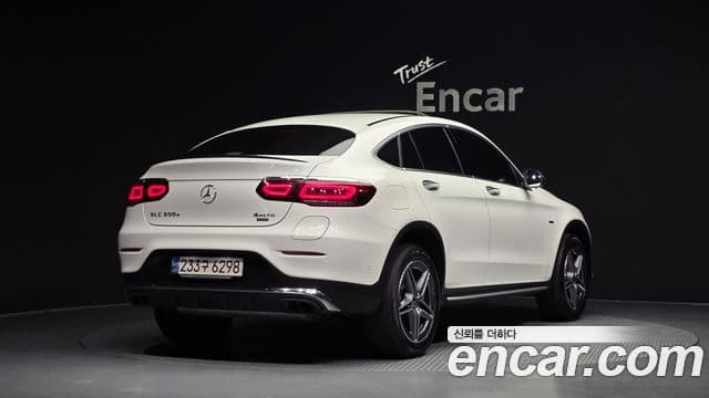 Mercedes-Benz GLC-Class 2021 — Şəkil 2/20