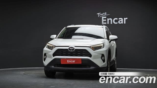 Toyota RAV4 2019 — Şəkil 3/20