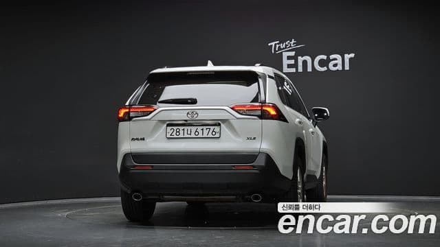 Toyota RAV4 2019 — Şəkil 4/20